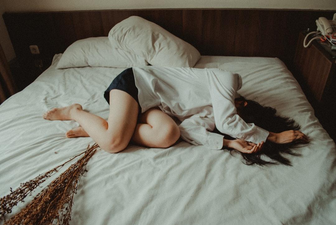 découvrez les causes, symptômes et traitements de la dépression. obtenez des conseils pour mieux comprendre et gérer cette maladie, ainsi que des ressources pour trouver du soutien et améliorer votre bien-être mental.