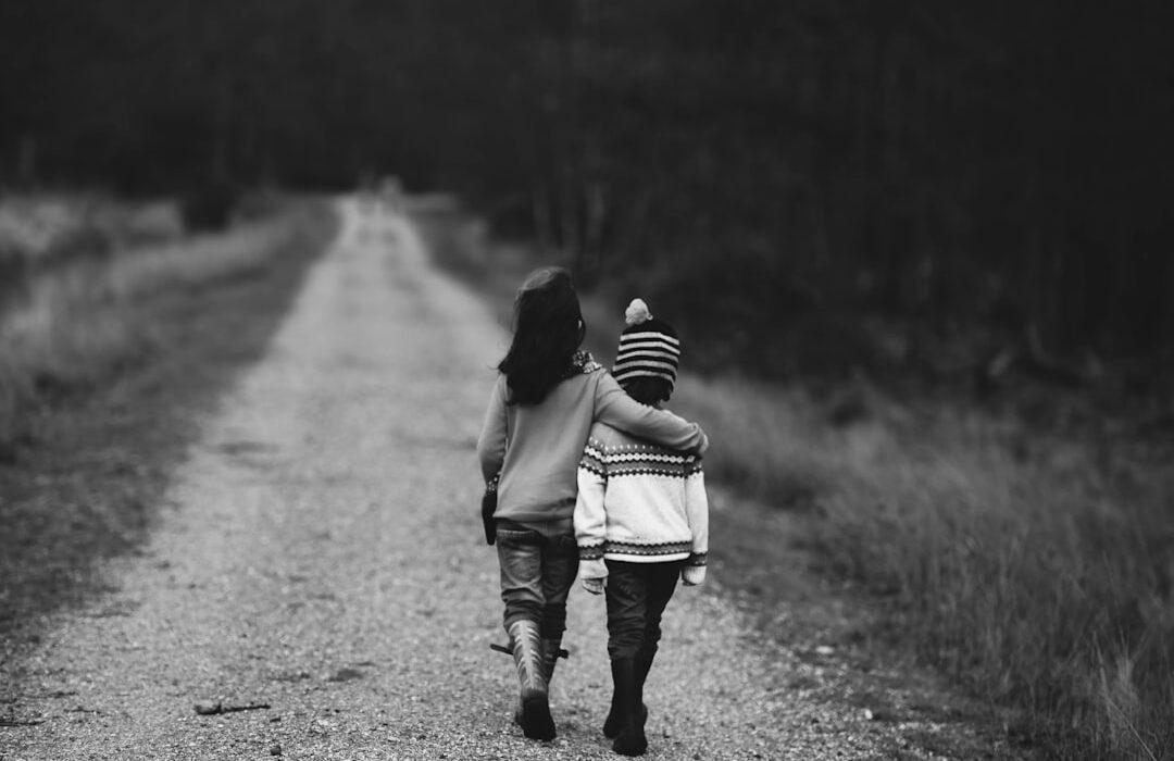 découvrez l'importance de l'empathie dans nos interactions quotidiennes. apprenez à comprendre les émotions des autres et à créer des liens authentiques pour améliorer vos relations personnelles et professionnelles.