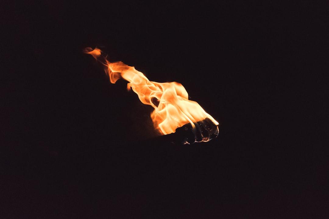 découvrez comment gérer un tempérament explosif avec des conseils pratiques et des stratégies efficaces pour maîtriser ses émotions et favoriser des interactions harmonieuses.