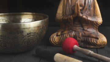 découvrez la signification des mantras, comment les utiliser pour améliorer votre bien-être et trouver la paix intérieure. guide pratique et exemples pour débutants et confirmés.
