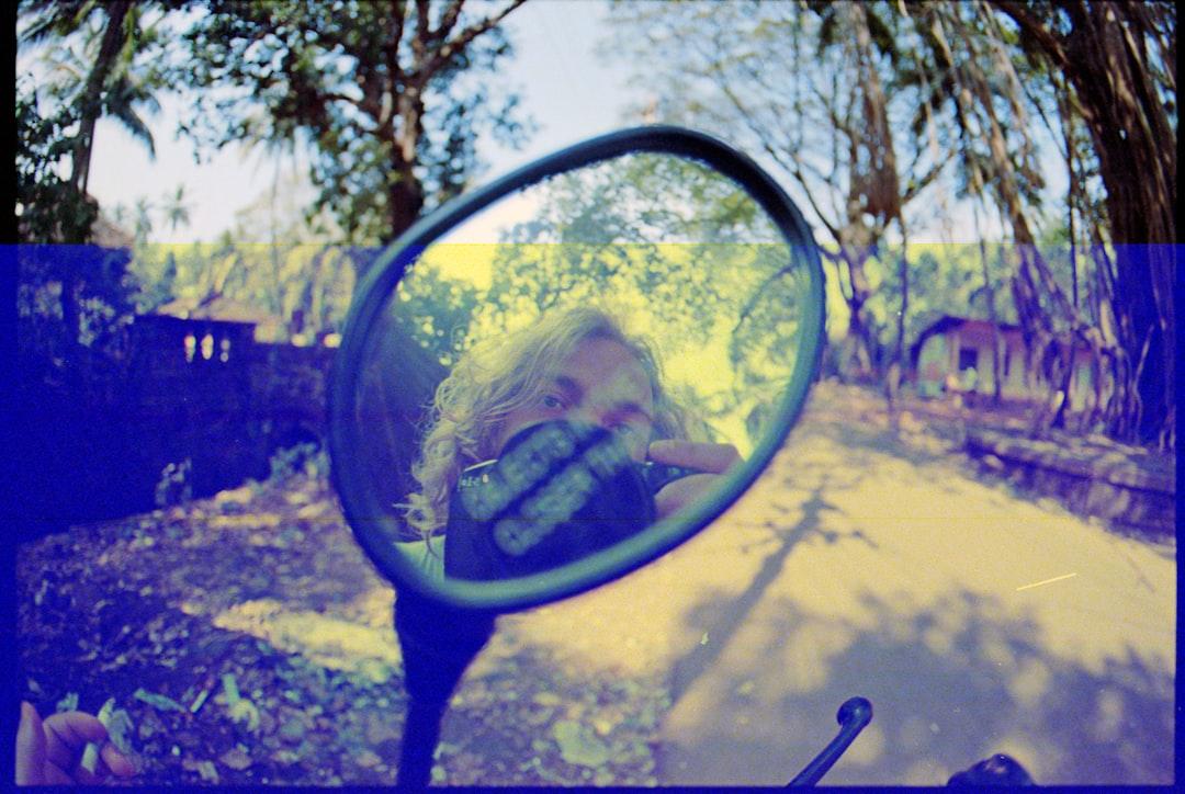 découvrez le mirror syndrome, une complication rare de la grossesse où la mère présente une rétention de liquide et d'autres symptômes en réponse à une hydropisie fœtale. informez-vous sur les causes, les signes et les traitements de cette condition méconnue.