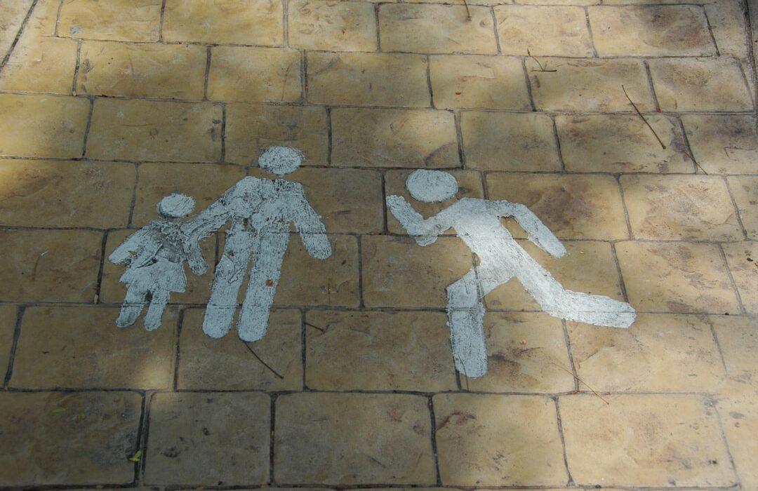 découvrez comment faire face à la perte parentale, surmonter le deuil et trouver du soutien pour reconstruire sa vie après la disparition d’un parent.