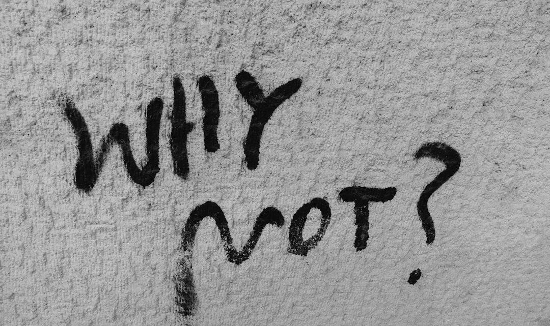 découvrez les questions socratiques : une méthode puissante pour développer la pensée critique, approfondir la réflexion et stimuler l’apprentissage grâce à l’art du questionnement.