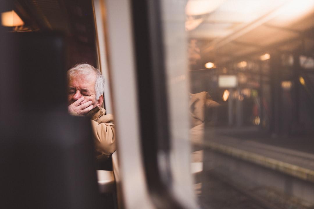 découvrez les causes possibles de la fatigue, ses symptômes et les solutions pour retrouver énergie et bien-être au quotidien.
