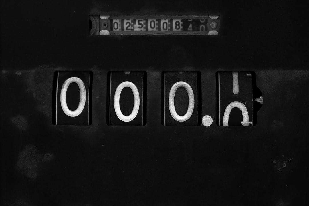 découvrez hal 9000, l'ordinateur emblématique du film 2001 : l'odyssée de l'espace, symbole d’intelligence artificielle avancée et de réflexion sur la relation homme-machine.