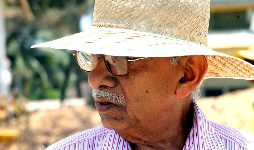 découvrez ce qu'est le narcissisme, ses signes, ses causes et ses conséquences sur la vie personnelle et professionnelle. comprenez comment reconnaître un comportement narcissique et trouvez des conseils pour y faire face.