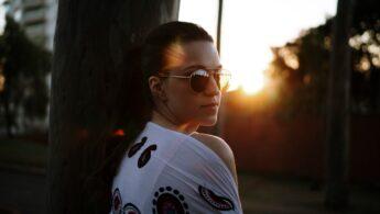 découvrez le pouvoir et la confiance des femmes alpha, leaders audacieuses qui inspirent et transforment le monde autour d'elles.