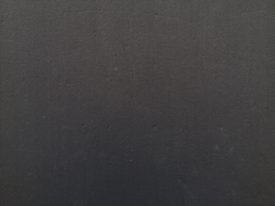 découvrez la dysanie, ce trouble qui rend difficile le fait de se lever le matin, et apprenez comment mieux gérer ce phénomène pour améliorer votre quotidien.