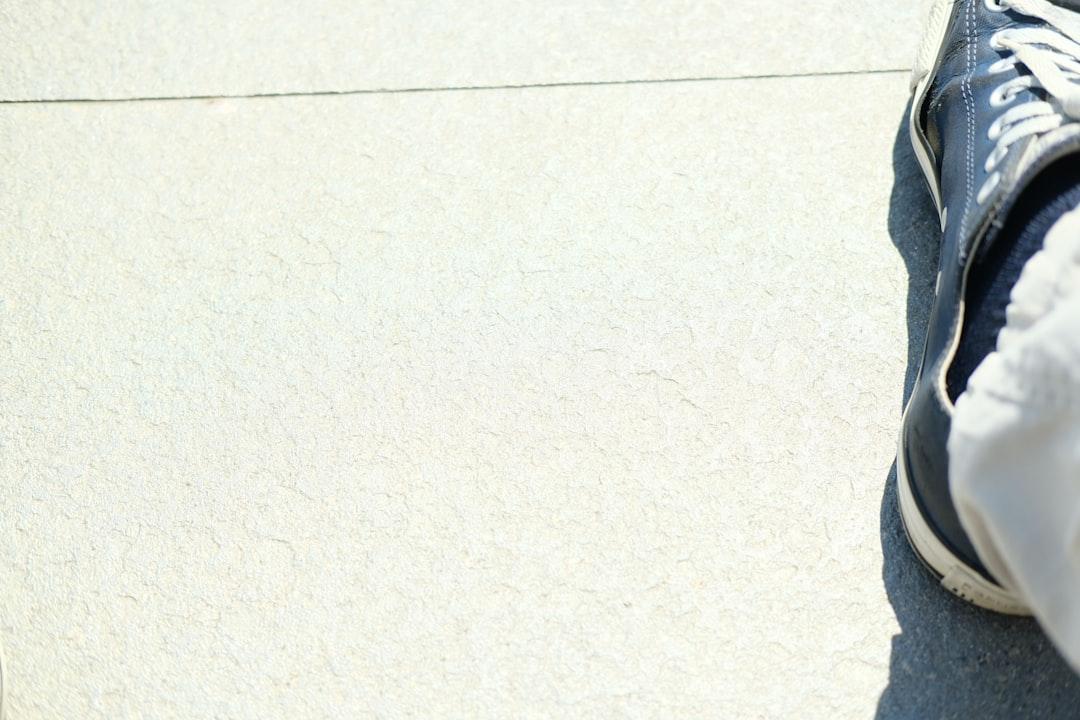 découvrez le terme 'dysania', la difficulté persistante à sortir du lit le matin, et explorez ses causes, ses symptômes et des conseils pour mieux gérer ce trouble du sommeil.