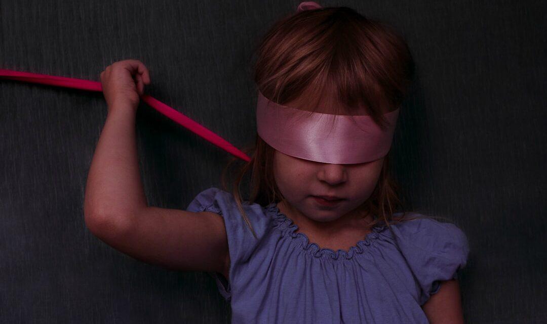 découvrez les caractéristiques, causes et implications de la psychopathie chez l'enfant, ainsi que les approches pour une prise en charge adaptée.