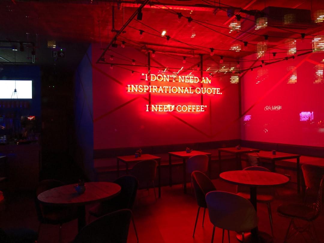 découvrez une collection inspirante de citations qui motivent, élèvent et encouragent à poursuivre vos rêves chaque jour.