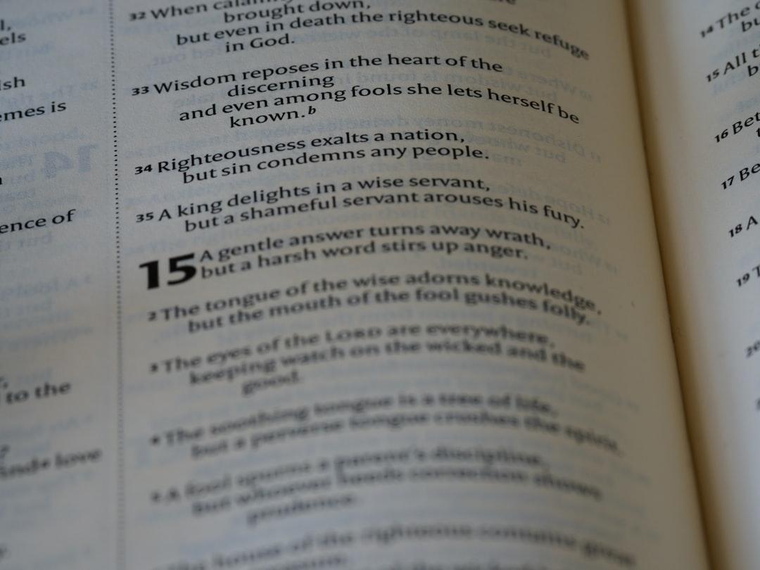 découvrez les qualités essentielles qui définissent le caractère, les compétences et les valeurs pour réussir dans la vie personnelle et professionnelle.